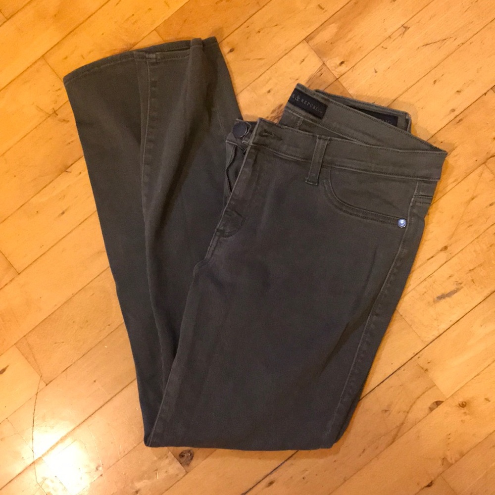 Rock and republic skinny green jean size 14